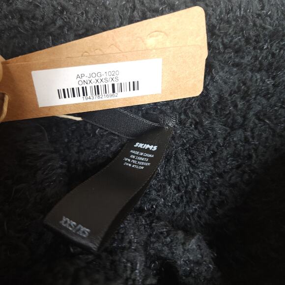 Skims Cozy Knit Joggers in Onyx Size XXS/XS - Picture 7 of 8